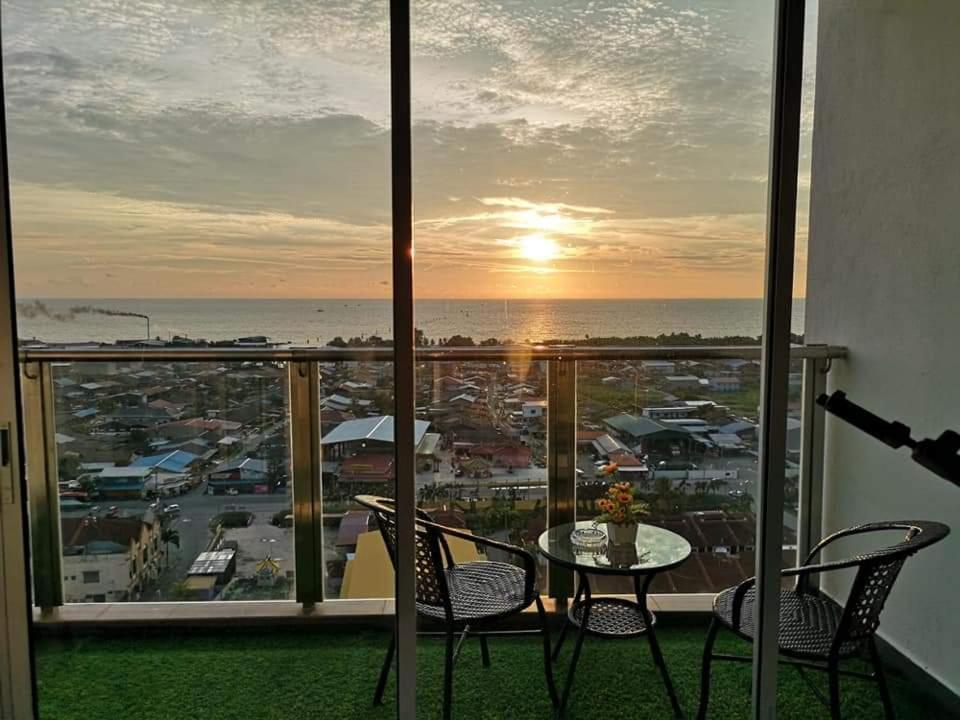 Sekinchan Seaview Homestay 7 High View Exterior foto